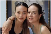 Lộ sắc vóc ái nữ nhà "người đàn bà thép" tại U23 Thái Lan