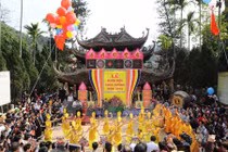 Những điểm đi lễ cầu lộc đầu năm hút khách quanh Hà Nội