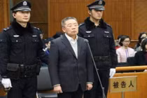 Bi hài chuyện quan tham Trung Quốc đau đầu vì giấu tiền