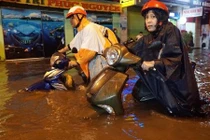 Dự báo thời tiết 23/5: Sài Gòn mưa to, miền Bắc lo lở đất