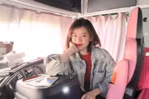 Nữ tài xế xe tải nổi tiếng cõi mạng thời gian qua là ai?