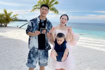 Đi nghỉ lễ sang chảnh, Đỗ Duy Mạnh thông báo vợ bầu lần 2