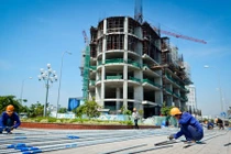 Cao ốc của đại gia Lê Thanh Thản bị đề nghị dừng xây