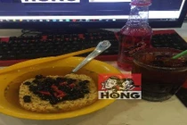 Quên trà sữa đi, giờ trân châu đen mới là hot trend của giới trẻ