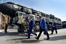 Tổng thống Trump tuyên bố Mỹ sẽ rút khỏi hiệp ước INF với Nga