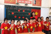 Lớp học đáng yêu cổ vũ U23 Việt Nam khiến mọi người thêm vững tin 