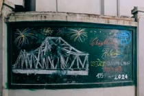 "Hà Nội chất lừ" qua những bức vẽ trên bảng đen 