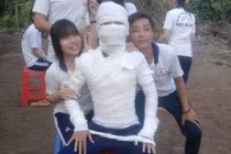 Dân tình "hết hồn" khi xem sản phẩm của học trò tiết học sơ cứu