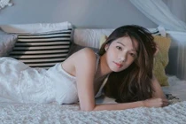 Cô gái đẹp “hút hồn” khiến dân mạng đứng hình ngồi ngắm