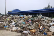 Nhà máy rác ngừng hoạt động, nghìn người Thanh Hóa kêu trời
