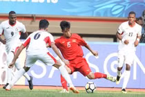 U19 Việt Nam bị đem lên “bàn mổ” sau thất bại trước Jordan