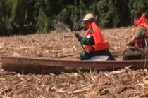 Khó thông đường vào cứu hộ nạn nhân vụ sạt lở Nam Trà My