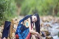 Kỳ quặc ngôi làng phụ nữ không bao giờ mặc đồ lót