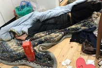 Đăng ảnh phòng ngủ và than ế, chàng trai khiến CĐM lắc đầu ngán ngẩm