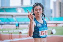 Hot girl điền kinh Trung Quốc đẹp không kém minh tinh màn bạc