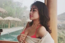 Nhan sắc cô gái tung clip bị nữ công an náo loạn sân bay Tân Sơn Nhất đe dọa