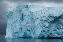 Dubai muốn kéo băng trôi từ Nam Cực về làm du lịch