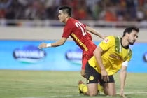 Việt Nam 2-1 Dortmund: Tiến Linh, Tuấn Hải thay nhau lập công