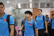 ĐT Việt Nam hành quân sang Philippines chuẩn bị bán kết AFF Cup 2018