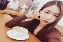 Nữ sinh Hàn Quốc thi hát ở VN làm chao đảo dân mạng