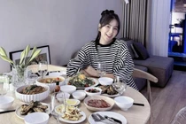 Độc thân ở nhà tiền tỷ, Mai Ngọc tìm niềm vui từ bếp núc