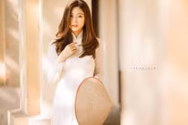 Nữ sinh Hà thành mặc áo dài trắng đẹp đến nao lòng