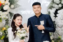 "Hot girl ngân hàng" chiếm spotlight ngày "theo chàng về dinh"