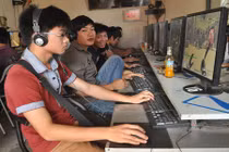 Nghiện game, nữ sinh lớp 9 muốn làm... “nữ hoàng tình dục” 