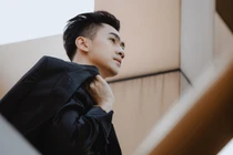 Nam ca sĩ “ở ẩn” sau vụ mượn nhà 100 tỷ để khoe của giờ ra sao?