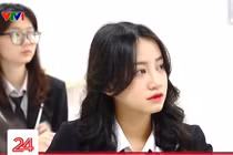 Lên sóng VTV24 vài giây, nữ sinh khiến netizen truy lùng ráo riết