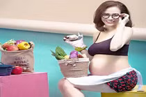 Bộ ảnh siêu nhắng nhít của bà bầu xì tin