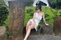 Du lịch Buôn Ma Thuột, Trâm Anh diện quần ngắn khoe chân thon dài