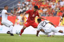 Thắng trận đầu SEA Games 29, U22 Việt Nam được "đưa lên mây"