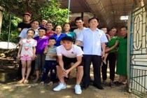 Cuộc sống giản dị đến khó tin của thủ môn Bùi Tiến Dũng