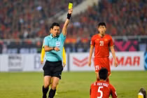Trọng tài cực gắt, từng rút mưa thẻ bắt trận Việt Nam gặp Jordan