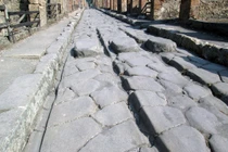 Bí ẩn những con đường phủ sắt nóng chảy 2.000 năm trước