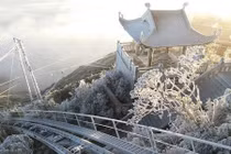 Dân mạng thích thú khoe ảnh "thành phố trên mây" Fansipan ngập tuyết