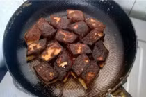 Cười bò với món ăn bá đạo của chàng trai trẻ