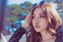 Lộ ảnh thời chưa lột xác của chủ hit "Người lạ ơi“