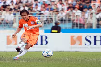 Minh Phương quyết định treo giày để theo nghiệp HLV 