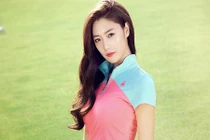 Vẻ đẹp nóng bỏng của hotgirl bóng chày Clara Lee 