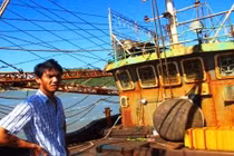 “Lạnh người”… trên con tàu 16 tỷ đồng đóng thép Trung Quốc 