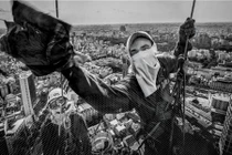 Những bức ảnh mưu sinh tuyệt đẹp chạm đến tim vạn người