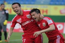 Bàn thắng lịch sử V.League của Công Vinh bị hủy