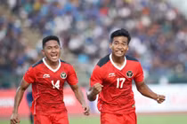 Thắng nhẹ Philippines, U22 Indonesia "đầu xuôi đuôi lột" SEA Games 32