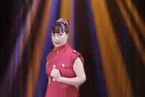 "Cô dâu 62 tuổi" Thu Sao gây xôn xao với clip nhảy "hồi xuân"