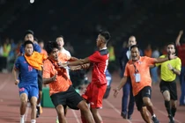 Hỗn chiến chung kết Thái Lan và Indoneisa, báo chí khu vực nói gì?