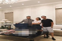 Tăng Thanh Hà rạng rỡ sánh đôi bên ông xã thân thiết cùng em chồng