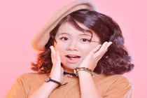 Nữ sinh lớp 11 và nụ cười xinh ngắm mãi không chán