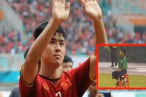 Duy Mạnh từ cậu bé nhặt bóng trở thành trụ cột đội tuyển Việt Nam